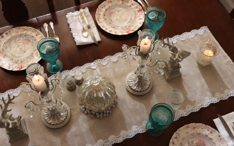 Alt Thanksgiving Table