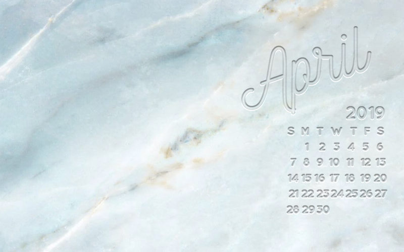 Desktop calendar – April