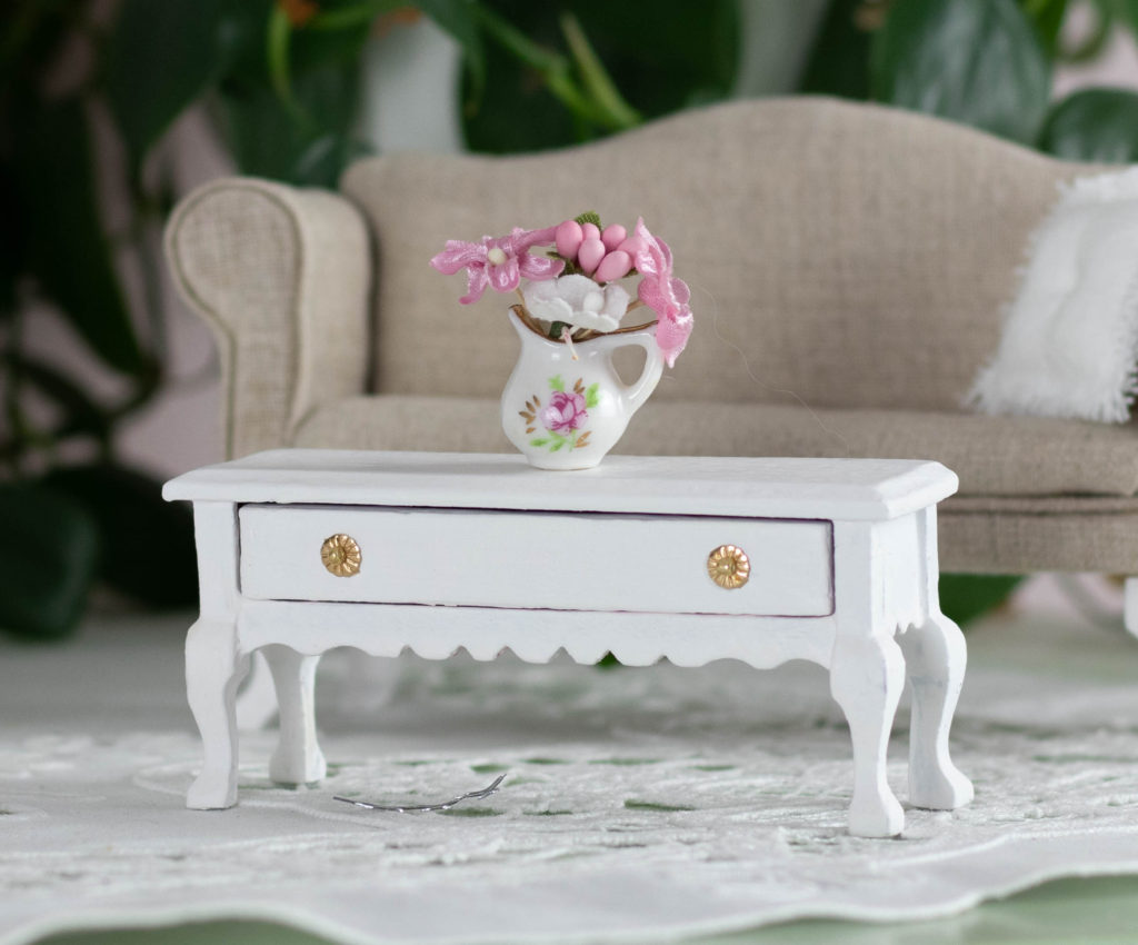 doll house coffee table